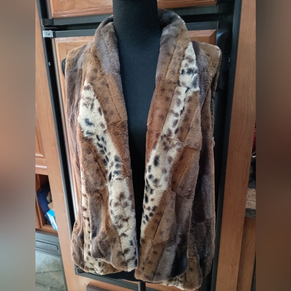 Kate Rosy Leopard Print Faux Fur Women's Vest XL Petite